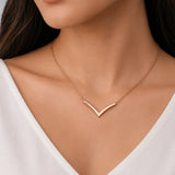 Lumina V-Pendant Chain