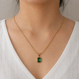 The Royal Green Solitaire Chain