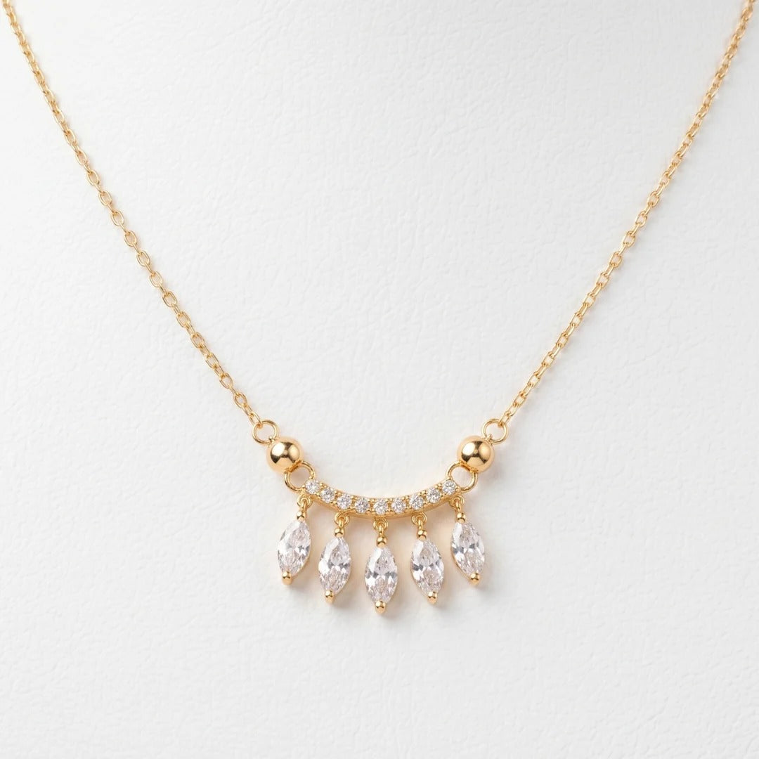 The Crystal Fringe Chain