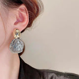 The Korean Wave Mixed Metal Petal Drops