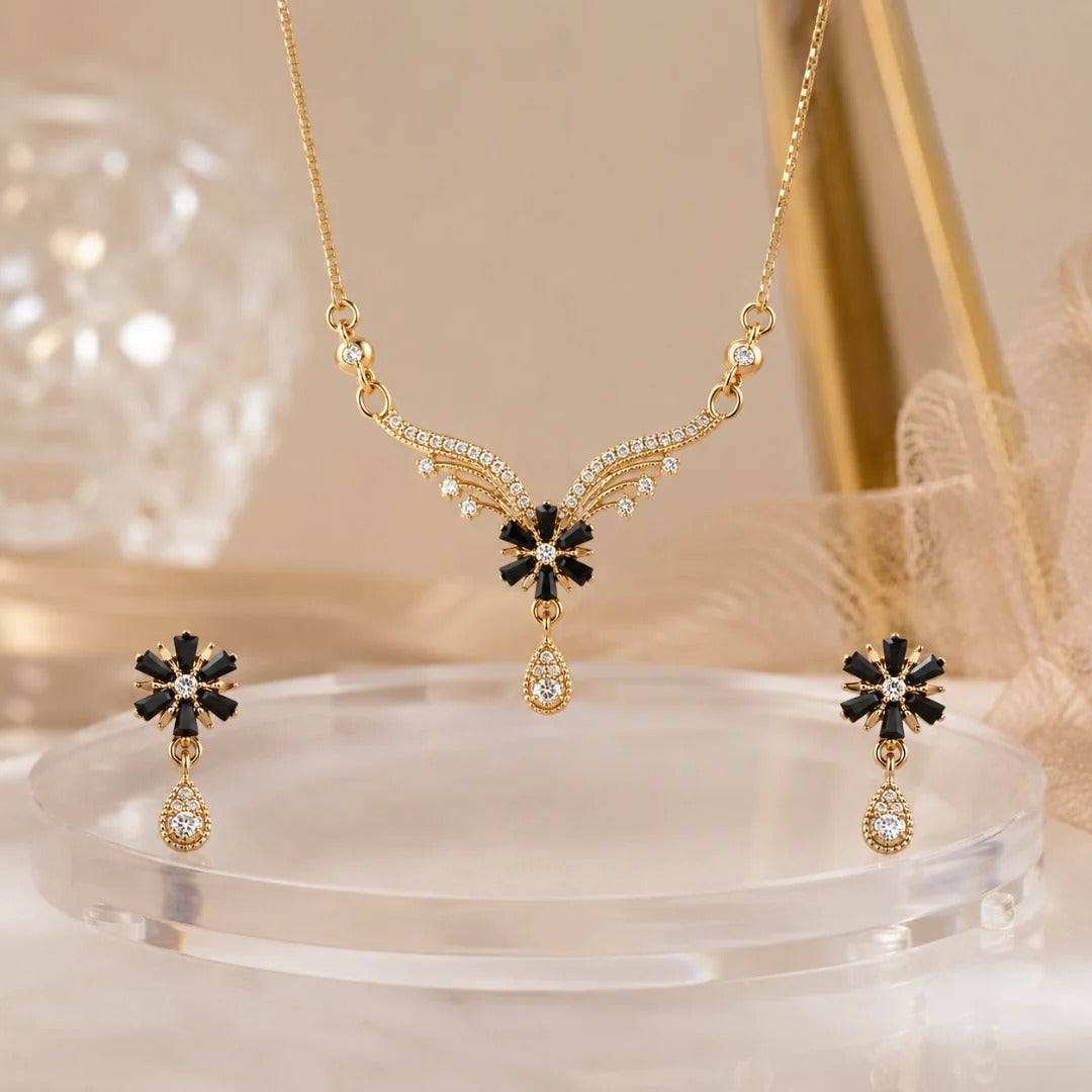 Wedding Wear Black Flower Pendant and Earrings Set