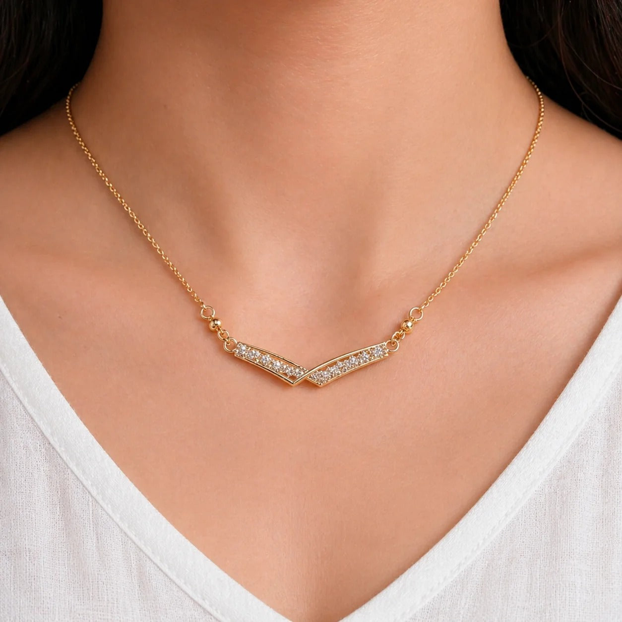 The Crystal Horizon V-Chain