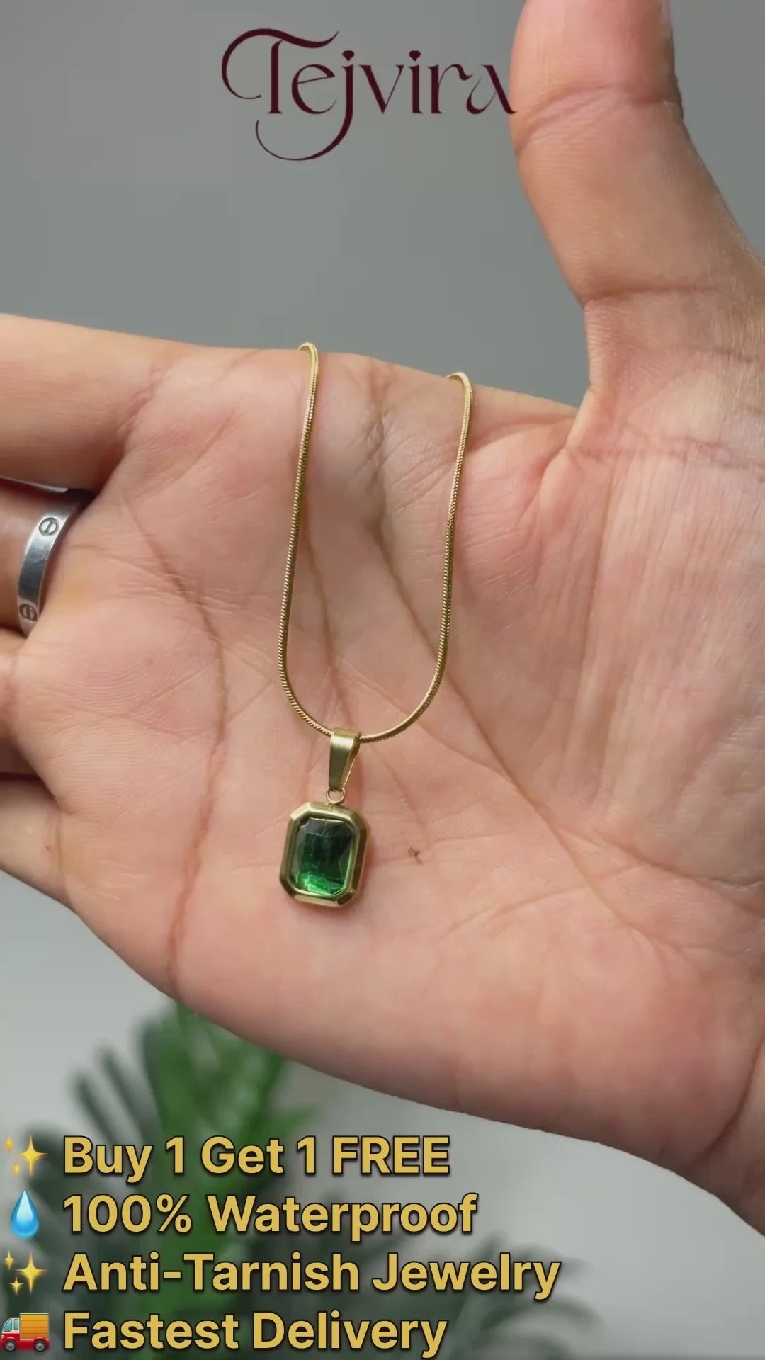 The Royal Green Solitaire Chain