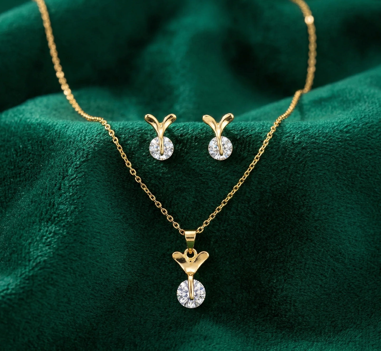 Winged Radiance Pendant Set